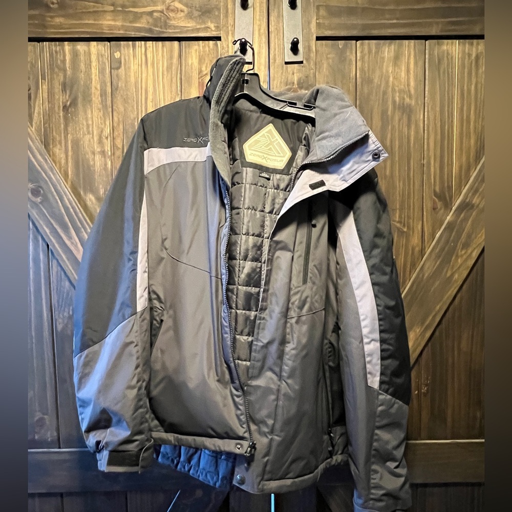 Zero Xposure Winter Jacket - image 3